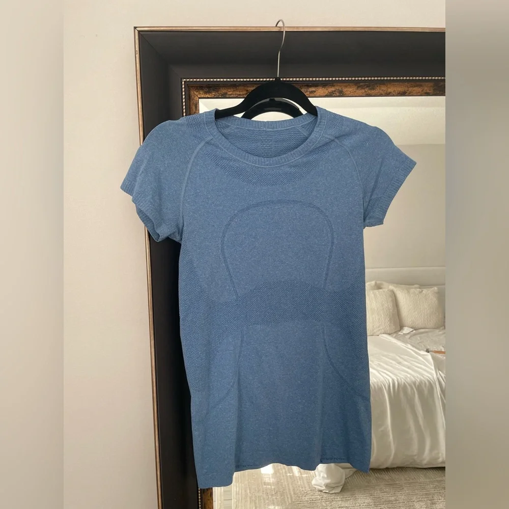 Lululemon Swiftly Tech Short Sleeve Shirts Blue Burgundy Size 6 Set of 2